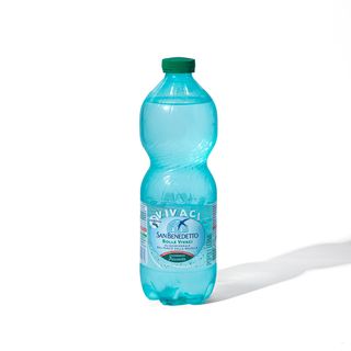 Acqua frizzante San Benedetto