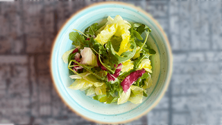 Mix zelenih salata sa limun dressingom