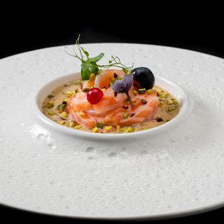 828. Spaghetti di salmone