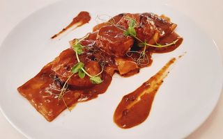 Juneći obrazi „Sous vide“