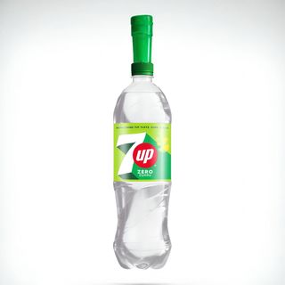 7 UP  1л