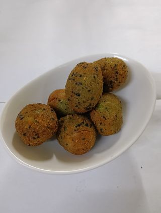 Olive all'ascolana fatte a mano con funghi porcini e tartufo