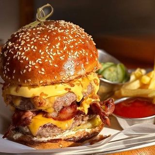 Бургер сирний 340 г