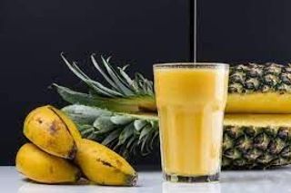 Smoothie Mango, Piña y Plátano