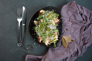 Toast cu somon și scrob