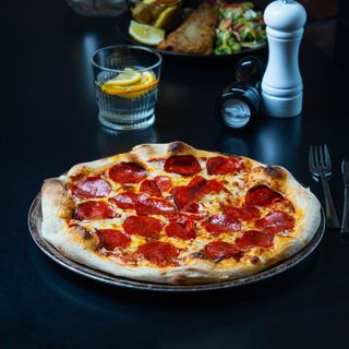 Pizza pepperoni (32cm)