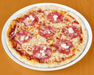 Pizza de Salame