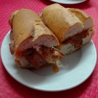 Bocadillo xamón asado