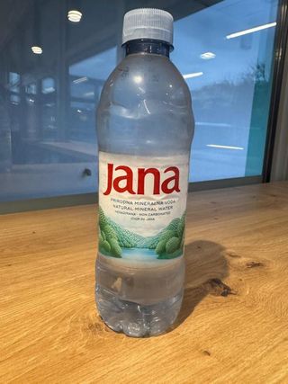 Voda Jana 0,5 l