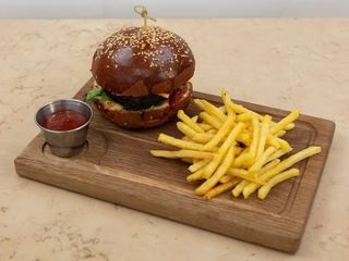 Бургер класичний (280/100/50g)