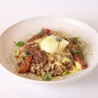 Тушенка с гречкой