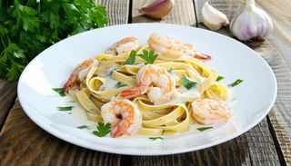 Tagliatelle cu creveti black tiger