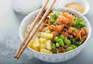 Pokè salmone 