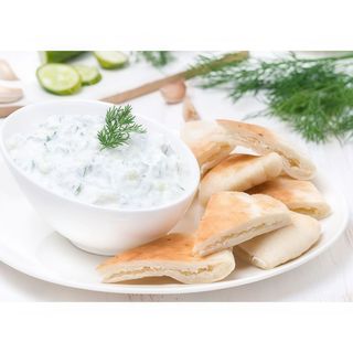 Tapa De Tzatziki Con Pita