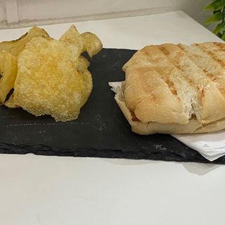 Café Con Planchado Y Zumo Natural