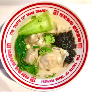 P8 Wonton in zuppa 上海馄饨