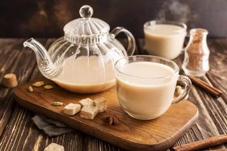 чай с молоком