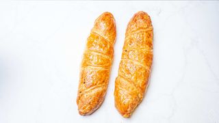 Pastelito de pavo y queso crema