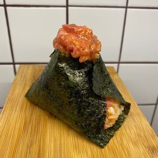 Onigiri Atún Picante
