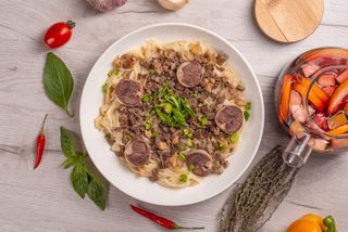 Бешбармак с кониной и чучуком (300 гр.)