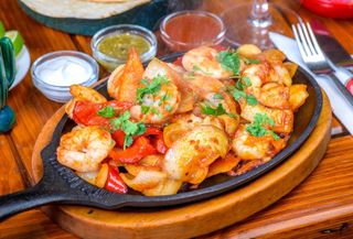 Fajitas de camarones