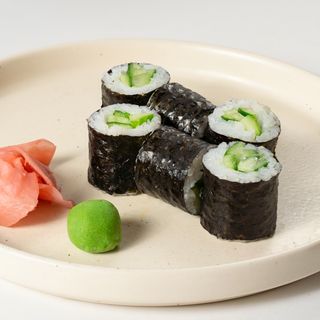 Макі рол огірок (100г)