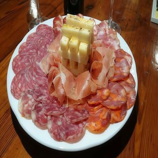 Tabla De Embutidos Ibericos