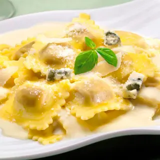 Ravioli cuatro quesos