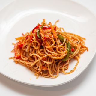 Superghetti Jollof With Plantain And Spiced Beef