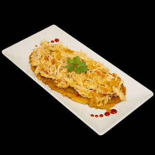 Patacon con pollo