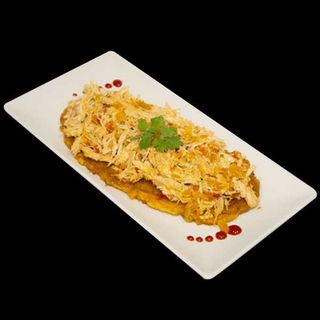 Patacon con pollo