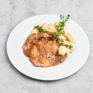 Eskalopki cielęce w sosie grzybowym