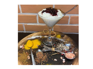 Orez cu lapte si dulceata de visine