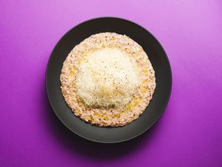 Вівсяна каша з трюфельною сальсою (310g)