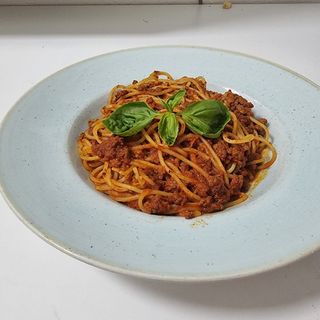 SPAGHETTI BOLOGNESE