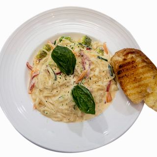 Creamy Primavera Pasta