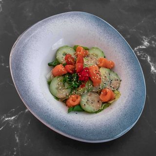 4. Ensalada de Salmon