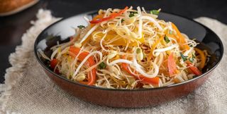 Spaghetti di riso mare