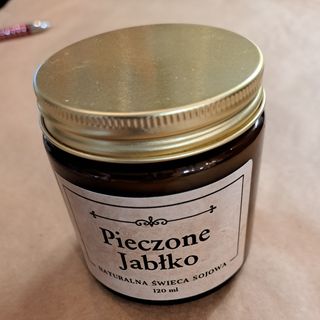 Naturalna świeca sojowa .  