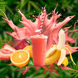 Zumo de plátano, fresa y naranja