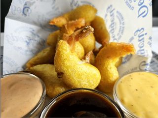 SHRIMP IN CRISPY BATTER / КРЕВЕТКИ В КЛЯРІ ФРІ