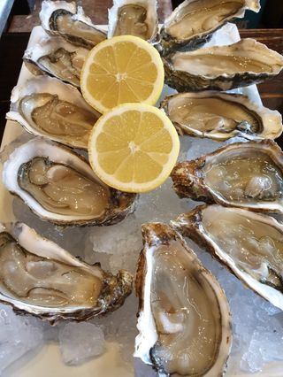 Ostras Gillardreau Nº3  (Se Sirven Abiertas (6 uds.)