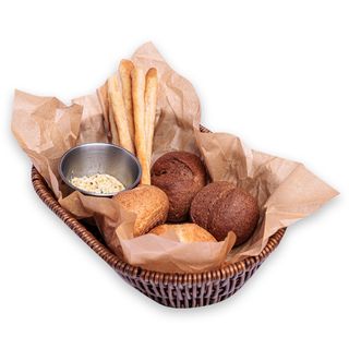 Хлебная корзина с вкусовым маслом