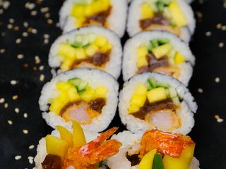 FUTOMAK Z KREWETKAMI PANKO