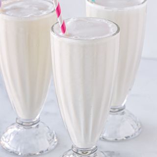 CLASSIC VANILLA SHAKE