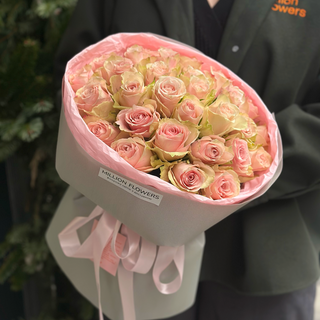 29 троянд Pink Athena 