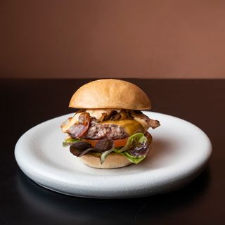 Hamburguesa Premium A La Brasa