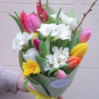 BUCHET COLORAT DE PRIMAVARA  15 FIRE