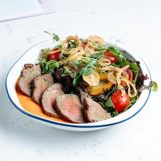 სტეიკ სალათი