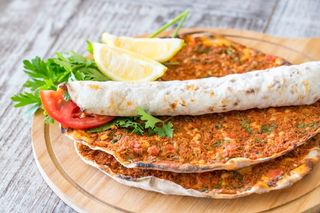 Lahmacun En Rollo Solo Carne